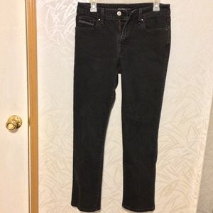 Levi’s Black 10p Midrise Skinny Jeans